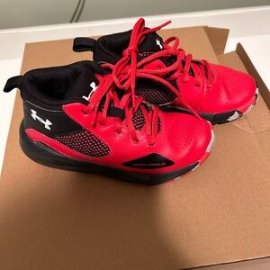 Boys Under Armour shoes